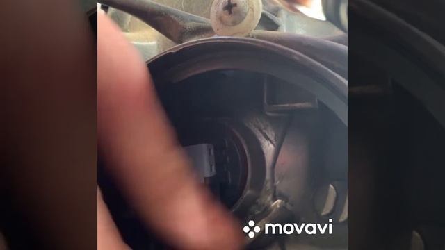 Замена лампы ближнего и дальнего света на Nissan Sentra смотреть онлайн