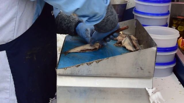 Hollandse Nieuwe или Голландская селедка