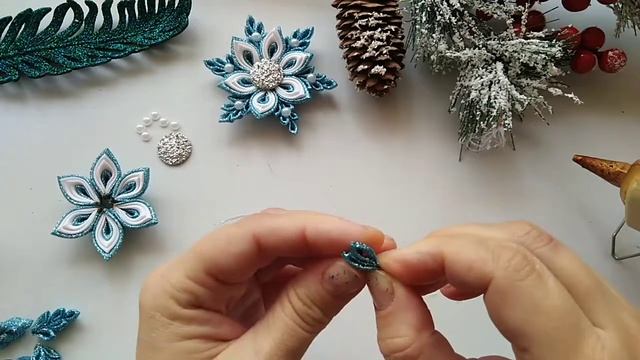 Новогодняя снежинка канзаши❄️ New Year/мк канзаши/ смотреть онлайн