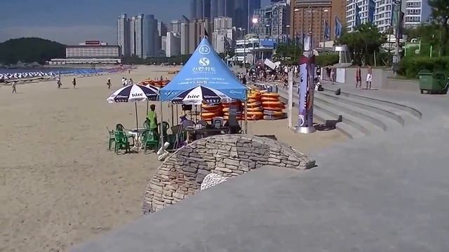 Городской пляж Хёндае (Haeundae) в Пусане (Busan) Южная Корея. смотреть онлайн