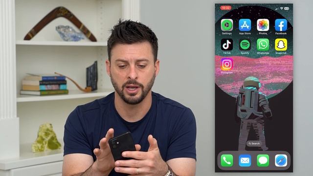How To Update Emojis On iPhone смотреть онлайн