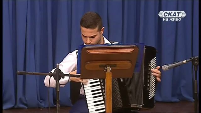 Мъртви листа - Мариан Минчев (акордеон) / Les Feuilles Mortes - Marian Minchev (accordion)