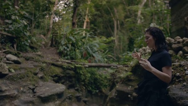 Lorde - Perfect Places