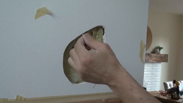 How to Fix a Hole in the Wall Drywall Patch Repair. Как заделывать дыру в гипсокартоне смотреть онлайн