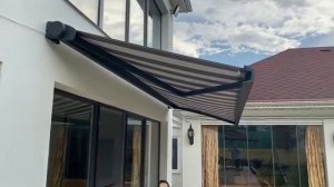 Кассетная локтевая маркиза