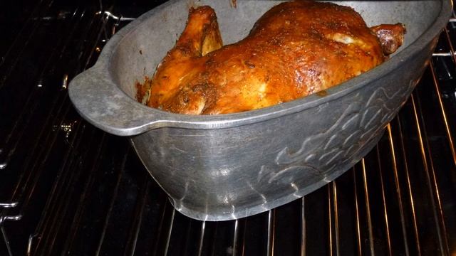 Курица-тушка со специями, в закрытой жаровне/утятнице – в духовке смотреть онлайн