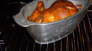 Курица-тушка со специями, в закрытой жаровне/утятнице – в духовке