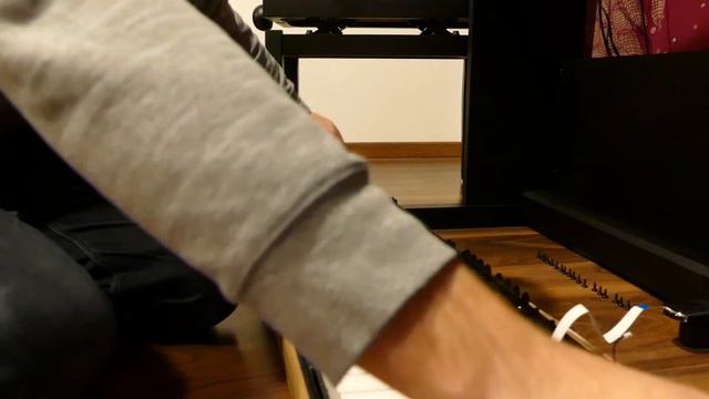 How to add red felt to your piano or keyboard смотреть онлайн