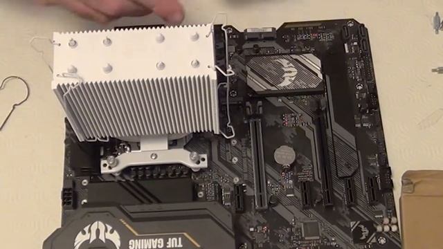 Hackintosh 10400F con Asus TUF Gaming смотреть онлайн