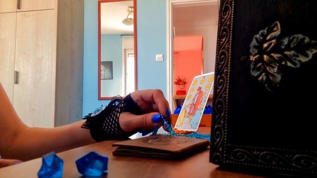 ТАРО. Что вы должны знать именно сегодня. смотреть онлайн