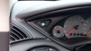 Не працює кнопка відкриття багажника, Форд Фокус 1, Ford Focus.