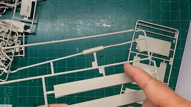 Moebius Ramptruck Unboxing 1967 Ford F-350 Ramp Truck смотреть онлайн
