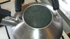 Чистим чайник от накипи лимонной кислотой