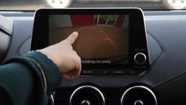 Nissan Sentra How-To: Reverse Camera System смотреть онлайн