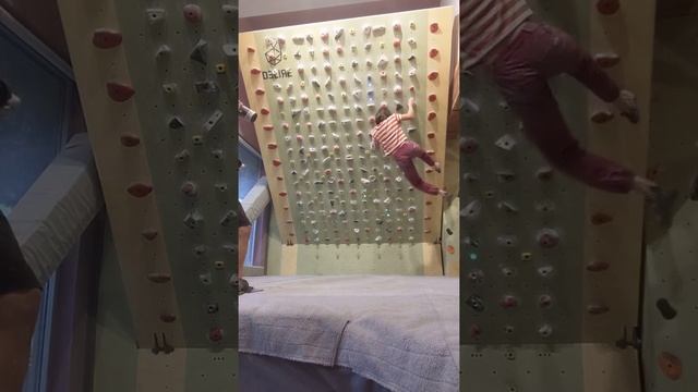 Moonboard Benchmark - Full Moon Fever, 6c / V5 смотреть онлайн