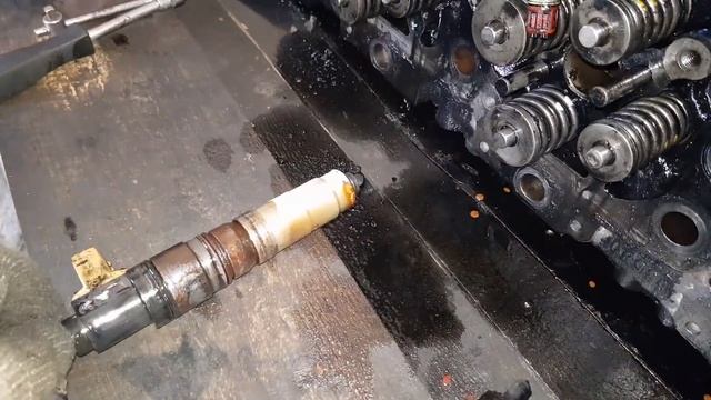 DAF 105 выбрасывает антифриз ( часть 1 ) смотреть онлайн