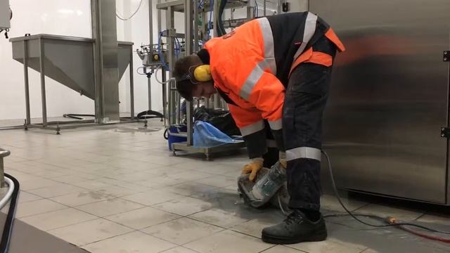 Резка штрабы макита makita смотреть онлайн