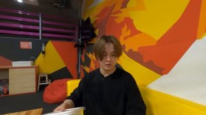 ЭКСТРЕМАЛЬНЫЕ ПРЯТКИ ОТ ОХРАНЫ В БАТУТНОЙ АРЕНЕ  *2 Часть*