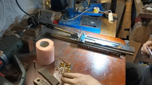 Продольный сатин на клинок Один из способов смотреть онлайн