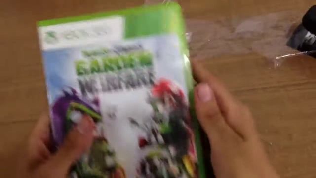 Unboxing de Plantas vs Zombies Garden Warfare Xbox 360 en Español (MX) смотреть онлайн