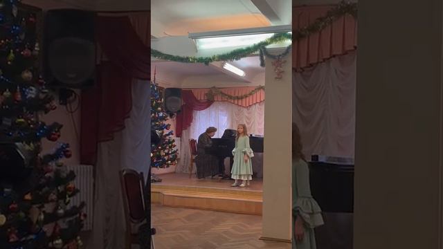 Вьюник Лиза. Р.Бойко Сапожки, Я.Дубравин Снеженика смотреть онлайн