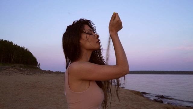 Shallou Tanya Full.mp4