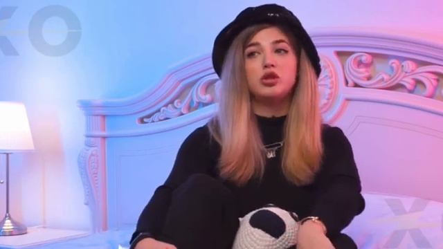 Аня Покров об уходе Артура Бабича в армию 🤪нельзя в армию, как мы будет столько времени не видеться смотреть онлайн