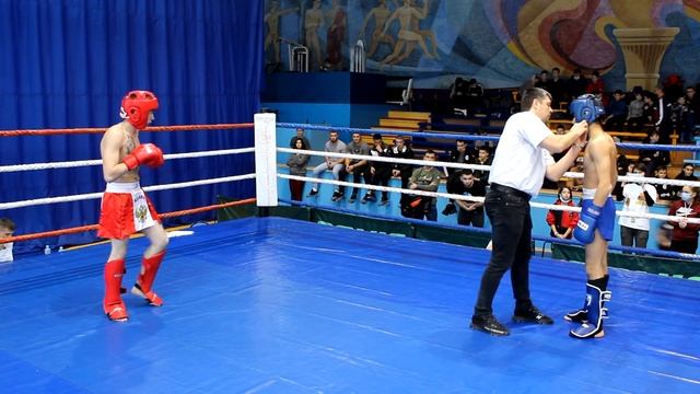 В нокаут с вертухи! Ульянов Алексей - Рахимов Манучер. Кикбоксинг фулл-контакт с лоу-киком смотреть онлайн