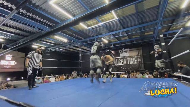 Dulce Gardenia, Redimido y Alex Black vs Los Mafiosos