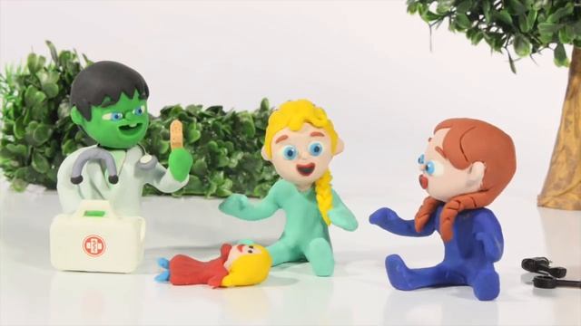 SUPERHERO BABIES SHARE CRIB ❤ Superhero & Frozen Elsa Play Doh Cartoons For Kids смотреть онлайн