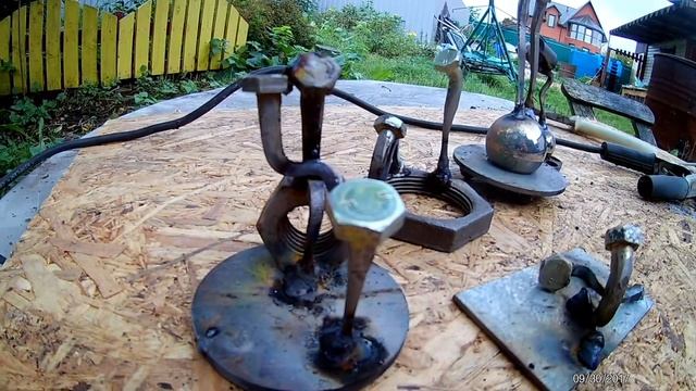 Человечки из болтов,гаек,и прочего ненужного железа.смотрим и включаем фантазию!!! DIY смотреть онлайн