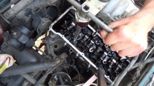 Как выкрутить болт ГБЦ , если он не выкручивается