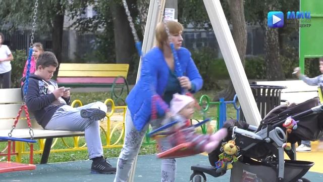 Детская площадка, двор ул. Западная, 9 смотреть онлайн