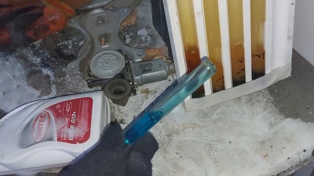 Заморозка масел Лукоил.Синтек.Девон.-32.Лукоил генезис армортек 5w30-0w30 ,что лучше?