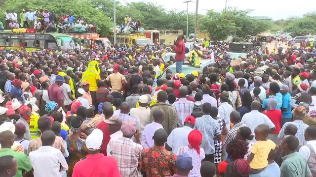 UHURU UMEVUKA MIPAKA SASA,MAMAKO HAKUKUFUNZA ADABU HATA KIDOGO. смотреть онлайн