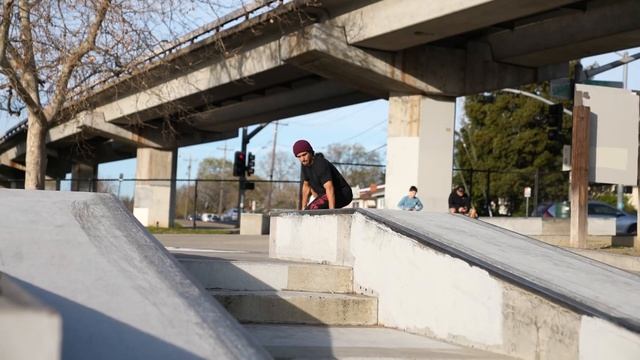 SKATE 3 SPOT BATTLE IN REAL LIFE смотреть онлайн