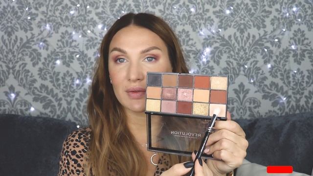 Вечерний макияж. Палетка теней MAKEUP REVOLUTION смотреть онлайн