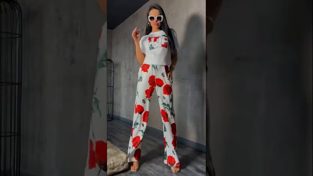 Женский костюм двойка 🌺. Для заказа ссылка в комментариях смотреть онлайн