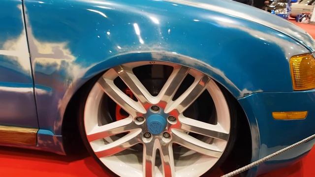 Volkswagen Passat 3B Variant 2000 Tuning at Essen Motorshow - Exterior Walkaround смотреть онлайн