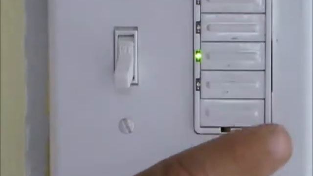 GE 87888 LED with LEVITON 6161 Step-Dimmer Compatibility смотреть онлайн