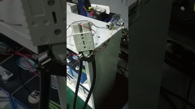 Как подключить инвертор к аккумулятору смотреть онлайн