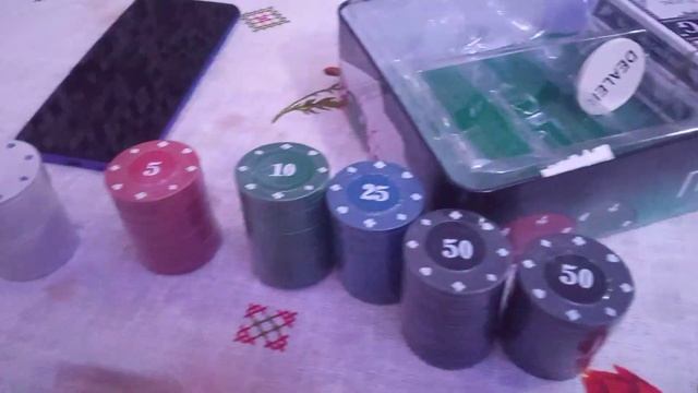 Купили настольную игру Покер за 590₽ смотреть онлайн