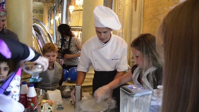 МОРОЖЕНОЕ НА ЖИДКОМ АЗОТЕ Мастер-класс 