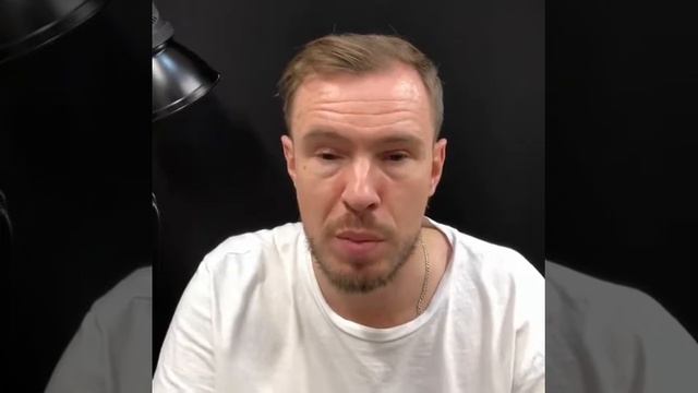 Школа парикмахеров 4 тема: Как держать ножницы смотреть онлайн