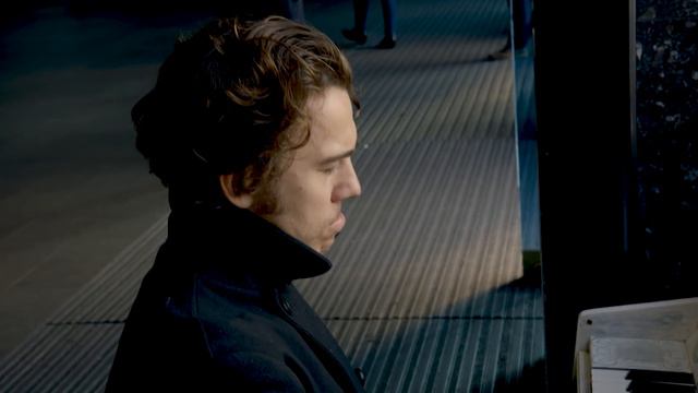 Henri Herbert Soothes The Public