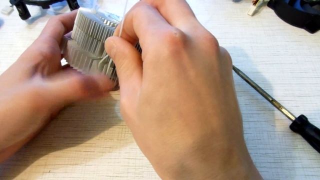 3 радиатора на термоклей... смотреть онлайн