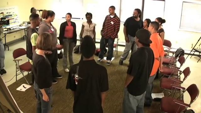 Icebreaker Interactive Activity - Name Wave