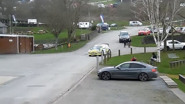 STEPHEN PETCH FORD FIESTA W R,C смотреть онлайн