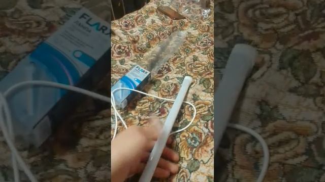 Обзор на светодиодную лампу из Fix-price работающую от 5в по USB на магнитных креплениях смотреть онлайн