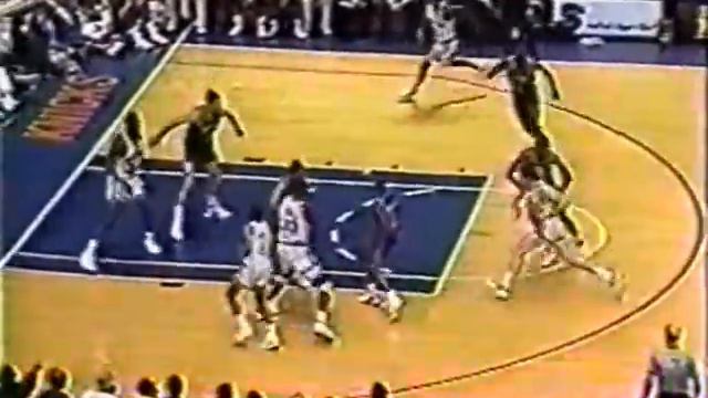 Patrick Ewing - Game 3 highlights vs. Pistons (1990 ECSF) смотреть онлайн